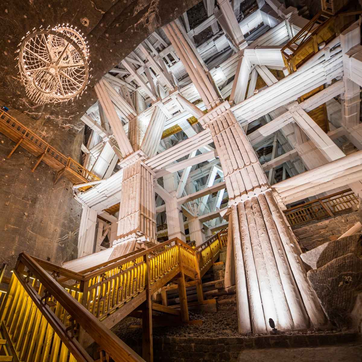 Wieliczka zoutmijn ondergrondse trappen